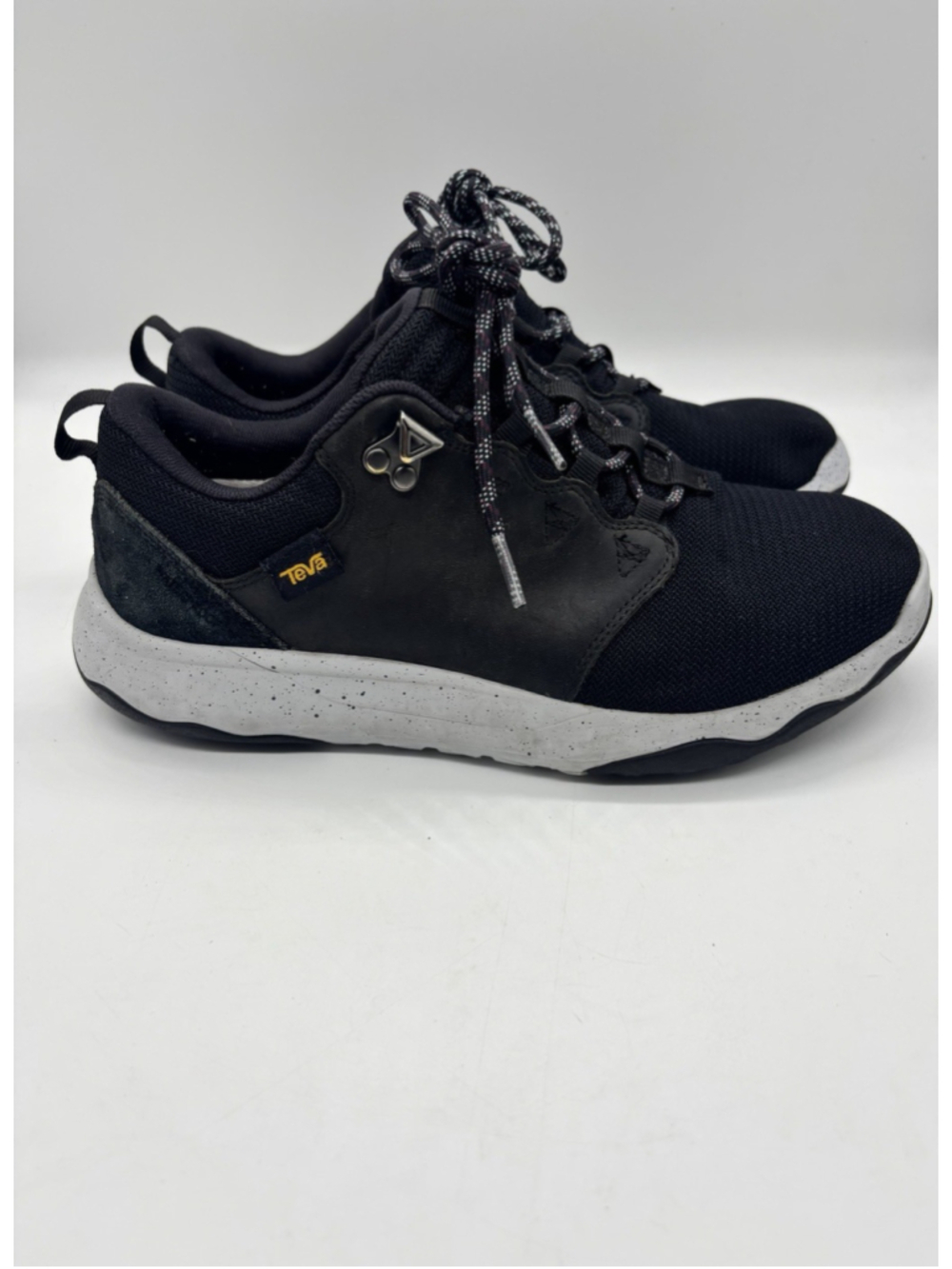 Teva Arrowood 2 Lace Sneakers Women’s 8.5 Black Casual Comfort Walking Shoes